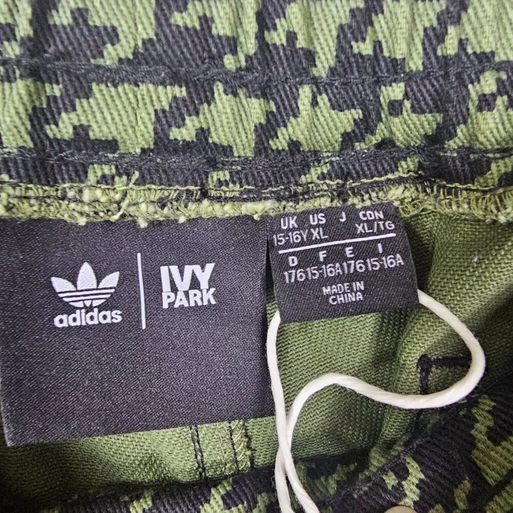 adidas comfortable jogger